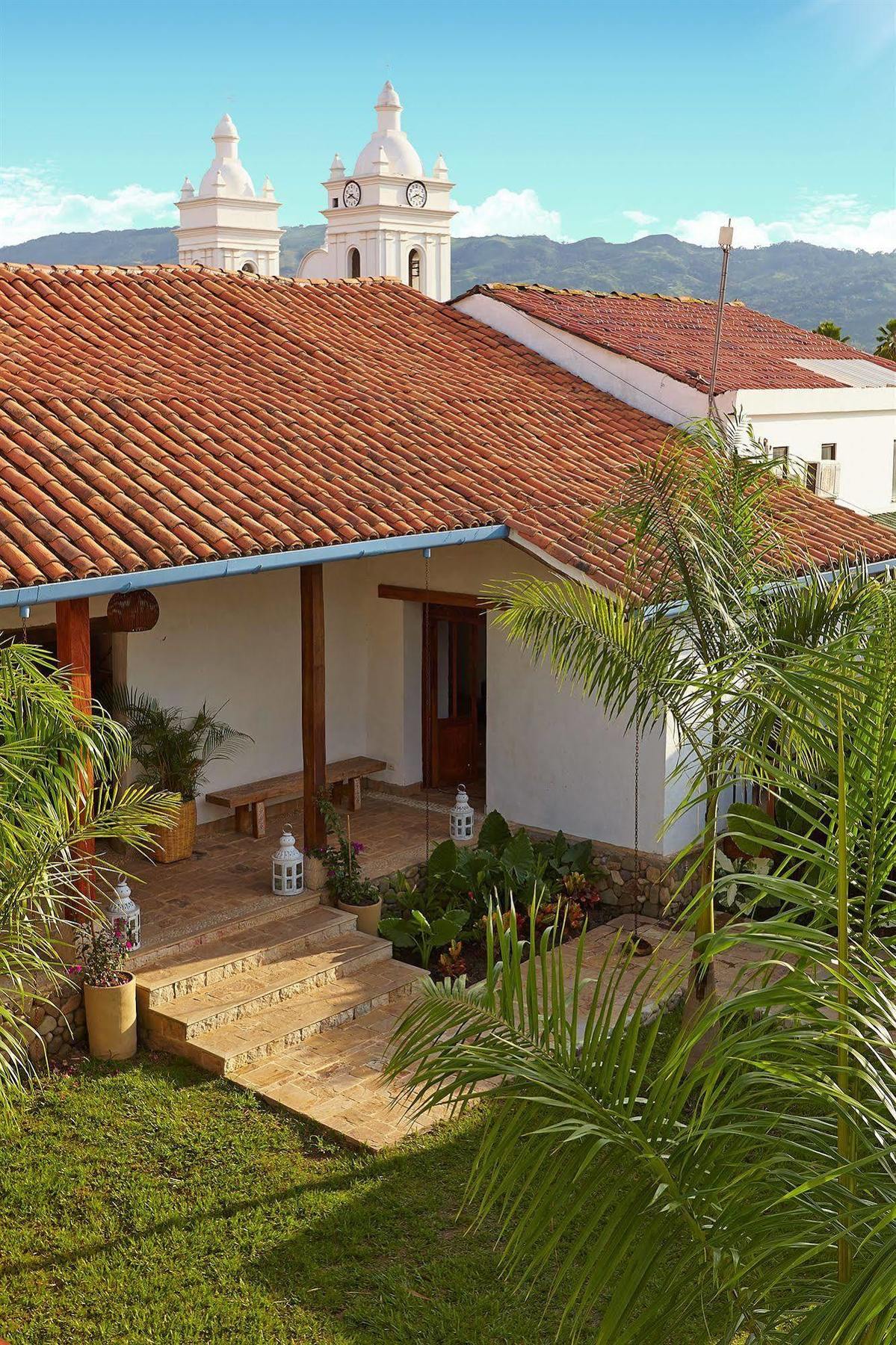 Lombok Hotel & Spa Antes Hotel Casablanca Guaduas Exterior photo